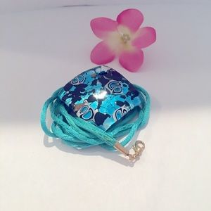 Murano Glass Necklace. New. Made in Italy.
